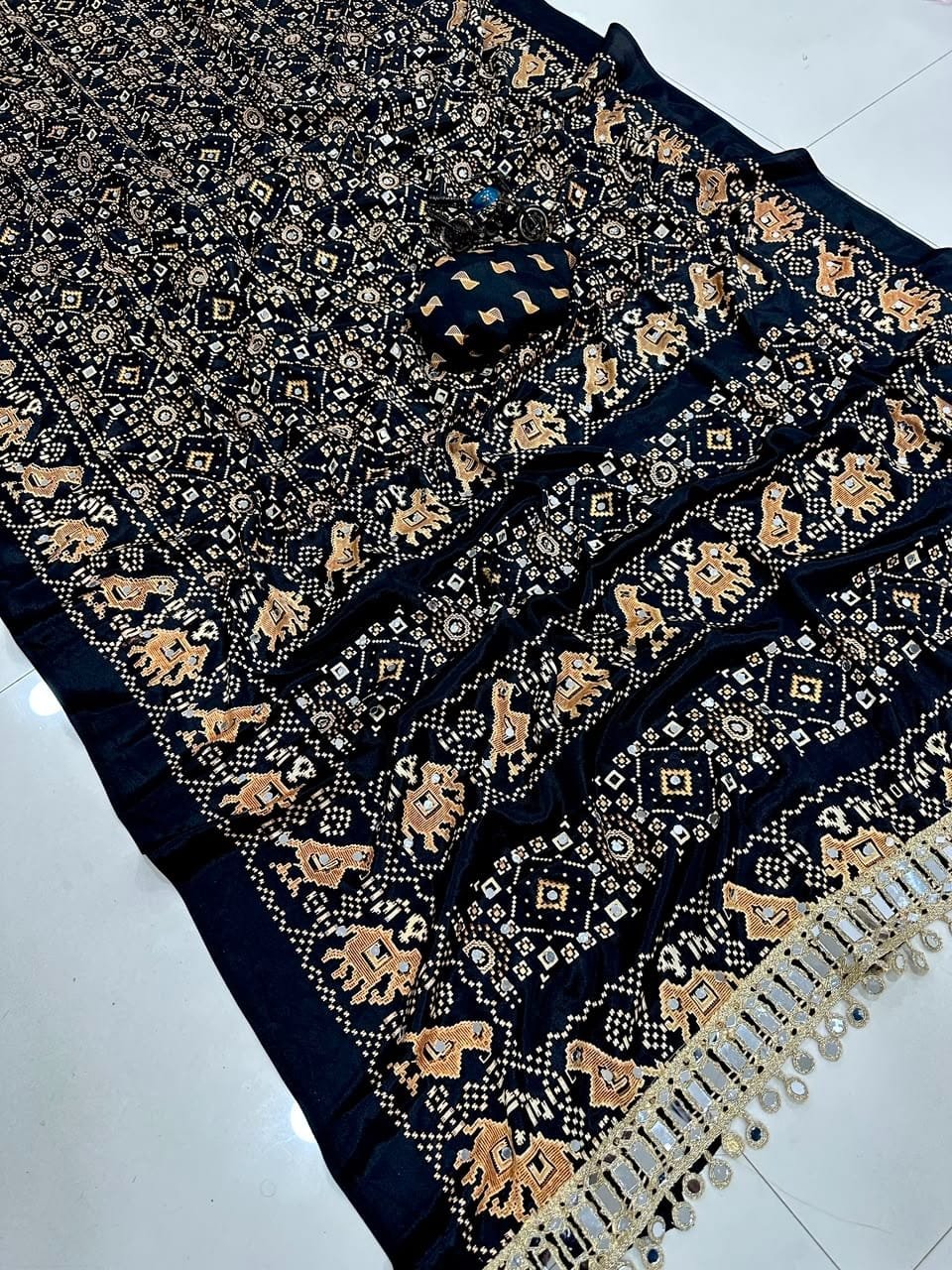 Royal Bandhani Saree